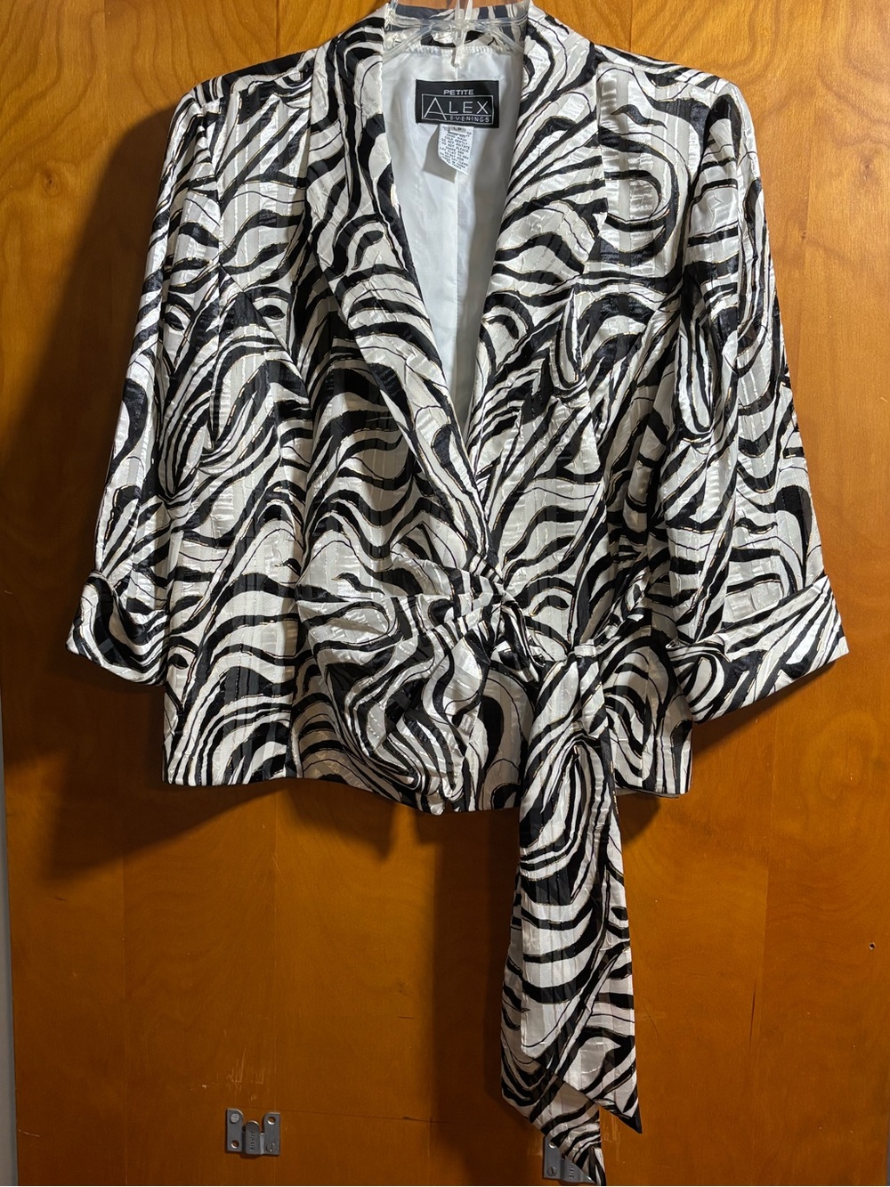 Alex Evenings Black & White Abstract Tie-Front Evening Jacket, size large petite